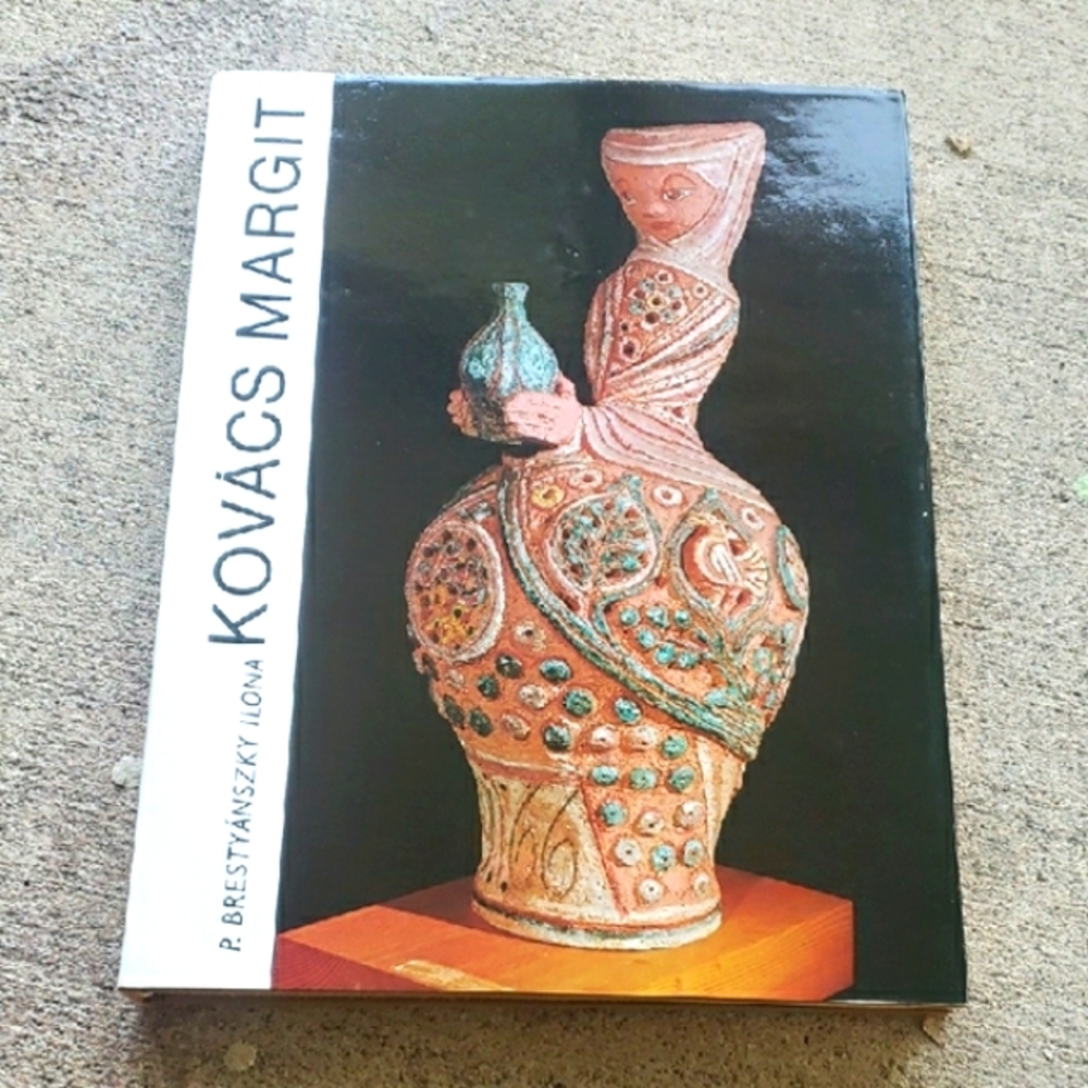Vintage original 1979 Kovács Margit Art Book, writtem in Hungarian